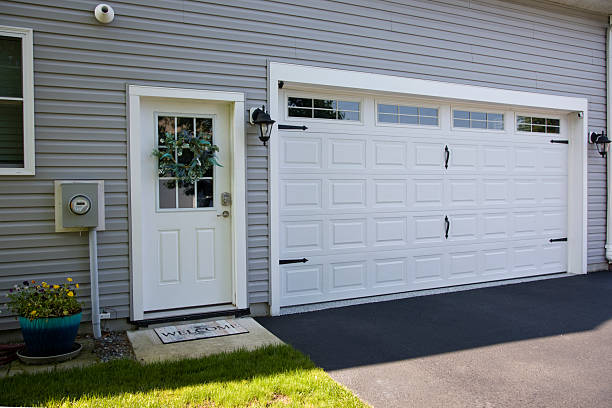 24/7 Emergency Garage Door Roller Replacement experts in Augusta, AR